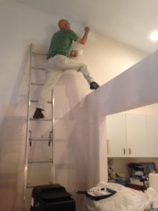 I knew that plant shelf would come in handy! 